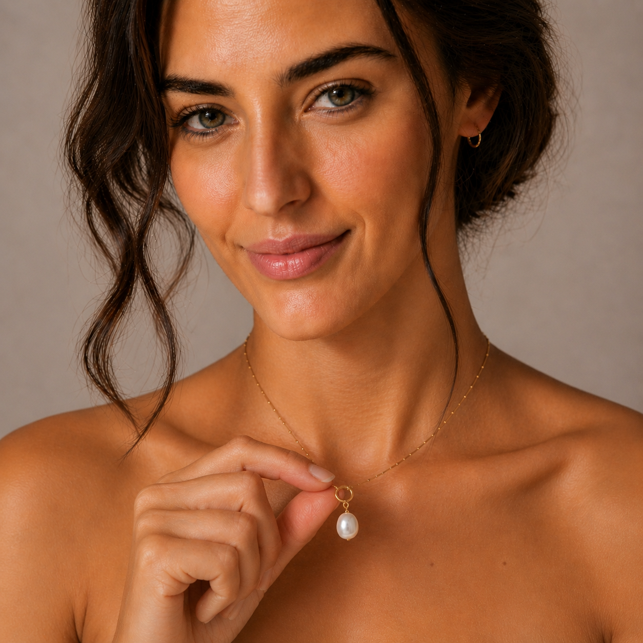 COLLAR RIVER PEARL