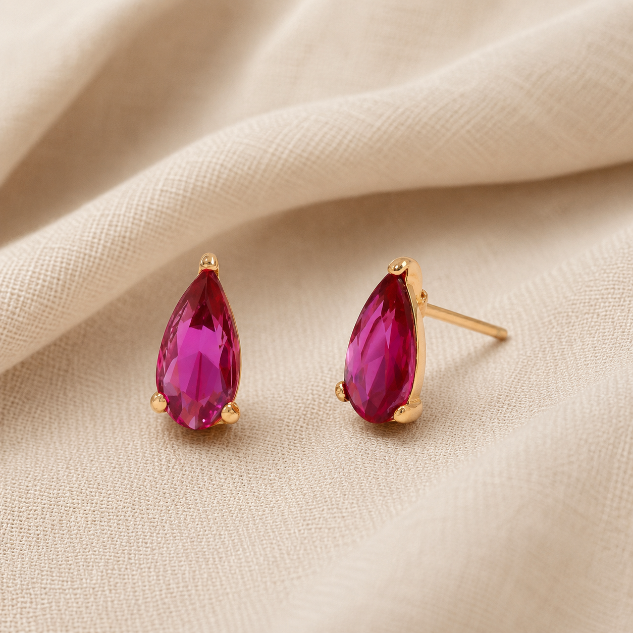 ARETES RUBY DROPS