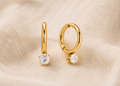 ARETES HUGGIE ZIRCONIA CHARM